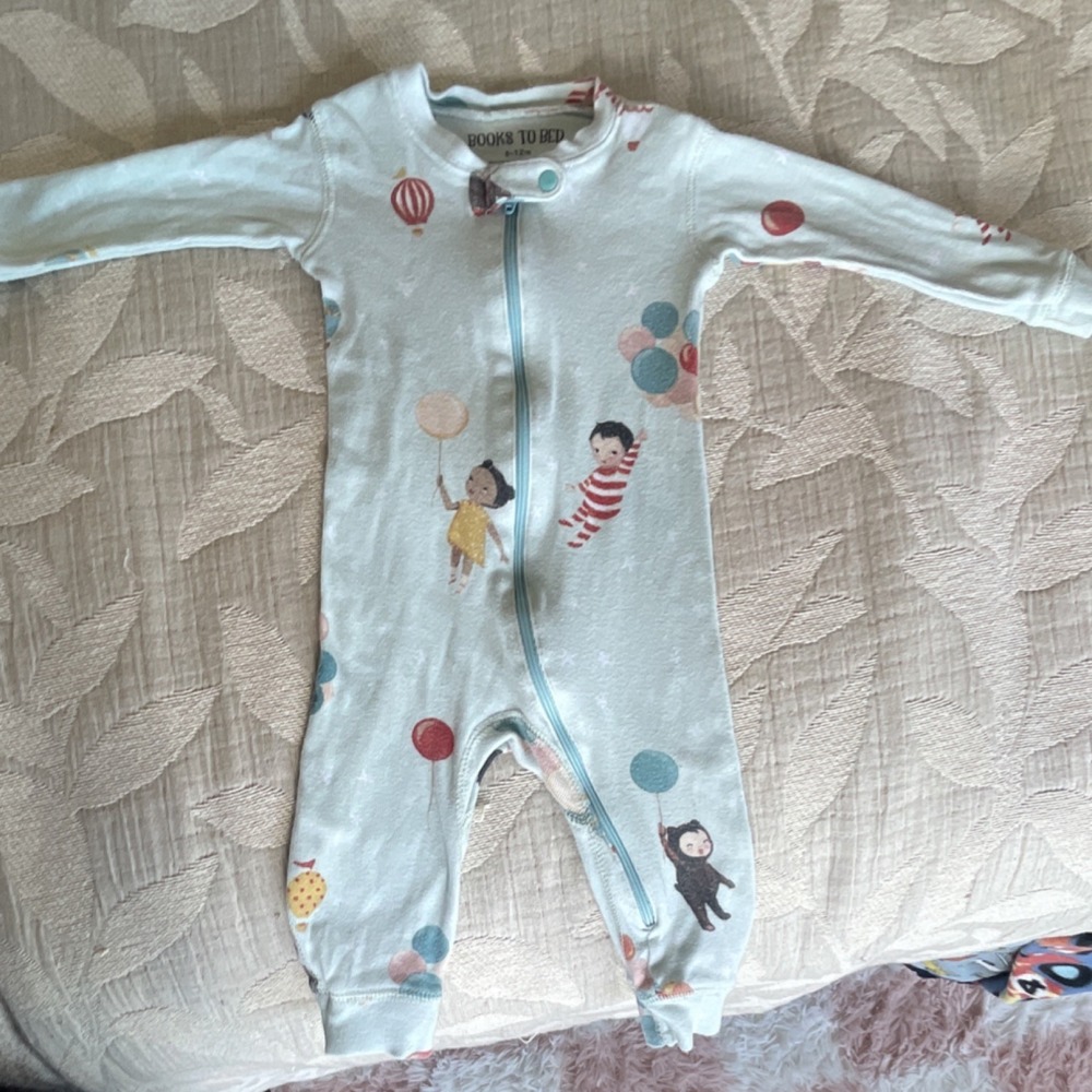 Books to Bed Storybook Graphic Print Cotton Knit Zip Coverall Long Sleeve 6-12M